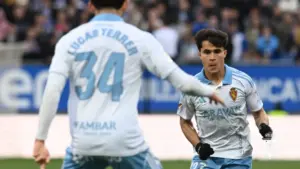 ​​El Real Zaragoza en el abismo: trece años de errores que amenazan su futuro