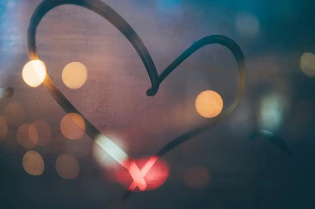 Según Erich Fromm, el amor auténtico se cultiva como cualquier arte_ con dedicación diaria y voluntad de mejorar