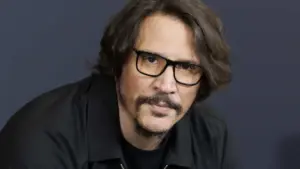 Sergio Peris-Mencheta: El ídolo de 'Al salir de clase' que cambió los guiones por la lucha por la vida