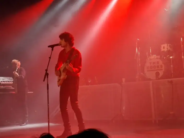 El secreto peor guardado del indie británico: The Kooks en La Riviera