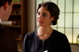 Un secreto al descubierto, un embarazo en peligro y el regalo de Manuel a Julieta marcan el capítulo de 'La Promesa'