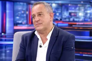 Peligro de ruptura total entre Víctor Sandoval y Belén Esteban: la traición oculta que acaba de salir a la luz