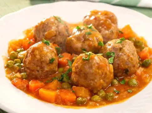 Miniatura del vídeo: Albóndigas en Salsa Caseras - Receta Tradicional
