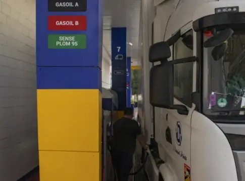 camioneros robos areas de servicio Los camioneros denuncian una ola de robos en las áreas de servicio:
