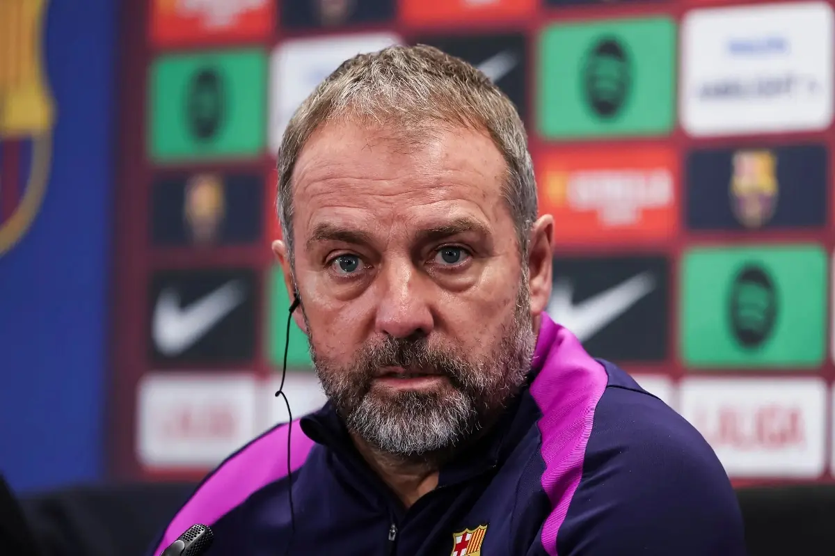 flick lewandowski ferran torres barcelona El lío de Hansi Flick con dos estrellas complica la vida al Barcelona