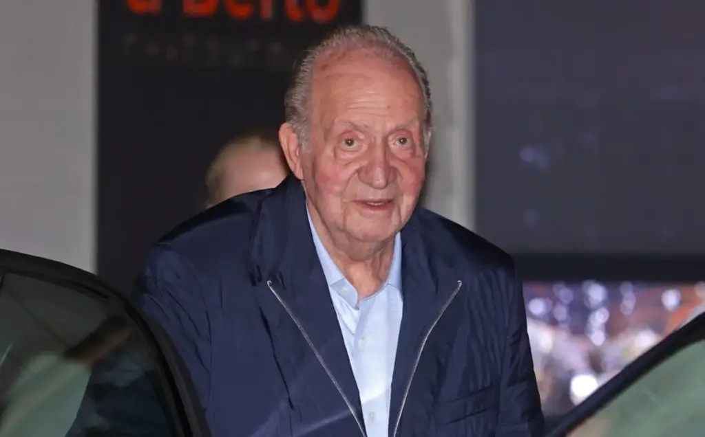 "Tendría que estar más en primera línea": Juan Carlos I zanja a Felipe VI por restarle protagonismo a la princesa Leonor