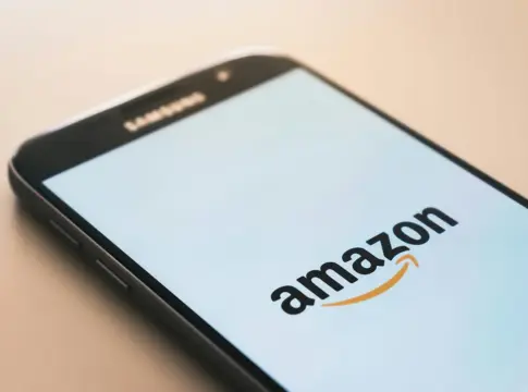 Amazon admite que la inteligencia artificial está afectando gravemente su negocio principal Amazon admite que la inteligencia artificial está afectando gravemente su negocio principal