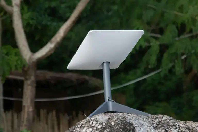 Se filtra una miniantena de Starlink que funciona sin enchufe