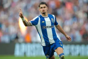 Borja Sainz mete en un problemón al Oporto con el interés del Athletic