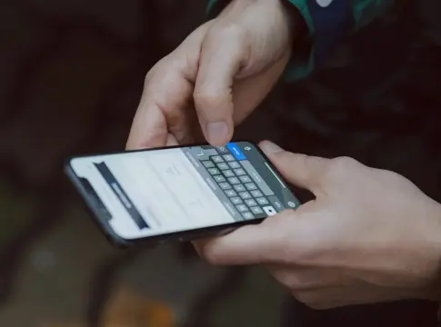 CNMC pone fin al spam por SMS con nuevo registro de alias que protege a usuarios españoles en junio CNMC pone fin al spam por SMS con nuevo registro de alias que protege a usuarios españoles en junio