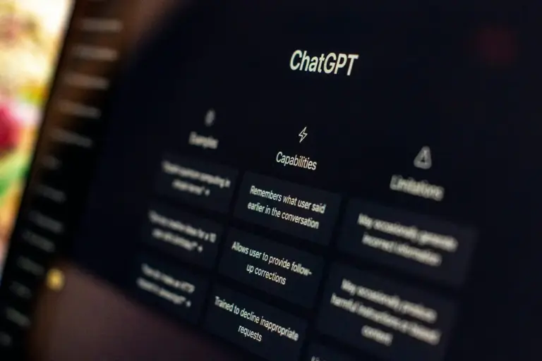 El trend de la foto ochentera con IA llega a ChatGPT: así consigues la tuya paso a paso