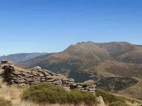 La cascada más alta de Madrid ha despertado: por qué tienes que ir este fin de semana o esperar un año La cascada más alta de Madrid ha despertado: por qué tienes que ir este fin de semana o esperar un año
