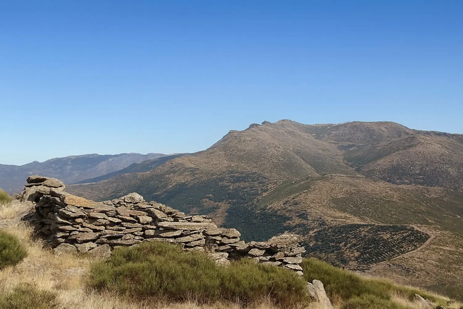 La cascada más alta de Madrid ha despertado: por qué tienes que ir este fin de semana o esperar un año La cascada más alta de Madrid ha despertado: por qué tienes que ir este fin de semana o esperar un año