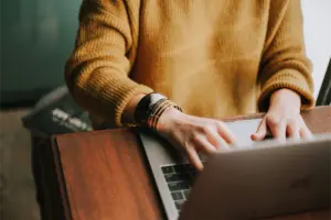 Cómo aprovechar NotebookLM para organizar contenidos, entender temas y estudiar con más eficacia