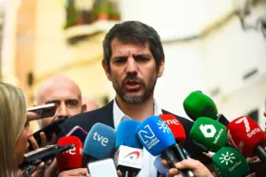 Comprar libros online ya no será más barato: Cultura quiere romper la ventaja de Amazon