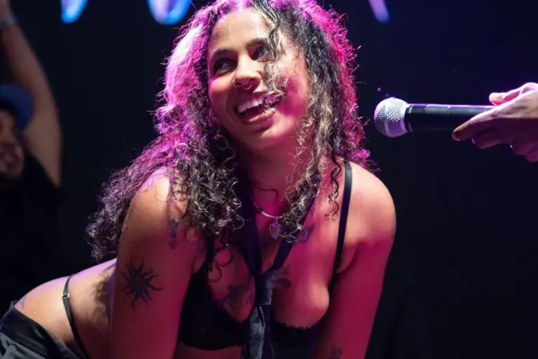 De Madonna a posar desnuda en una iglesia como Tokischa: la evolución de la provocación religiosa en la música