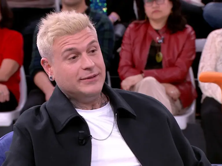 Detienen a Adrián Rodríguez tras un violento enfrentamiento con el equipo de 'Y ahora Sonsoles'