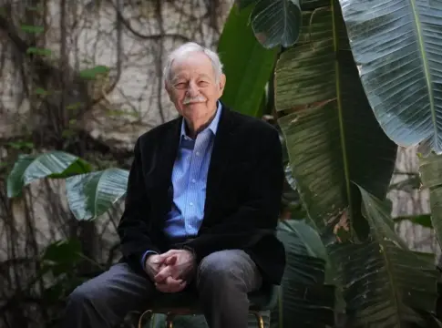 Eduardo Mendoza
