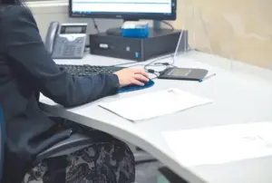 El calor en el trabajo ya se considera un riesgo laboral real