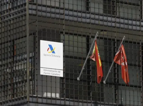 Has tenido dos pagadores. El aviso de Hacienda que marca el límite para no declarar este abril ¿Has tenido dos pagadores? El aviso de Hacienda que marca el límite para no declarar este abril