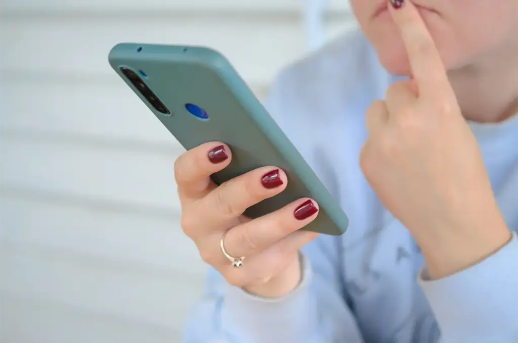 Alerta de la Guardia Civil: los números de teléfono a los que nunca debes devolver la llamada 20 La Guardia Civil advierte de varias llamadas sospechosas y recuerda que no hay que devolver la llamada a ciertos prefijos