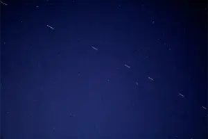 La compañía de Jeff Bezos mueve ficha para restar poder a Elon Musk en el negocio de internet satelital