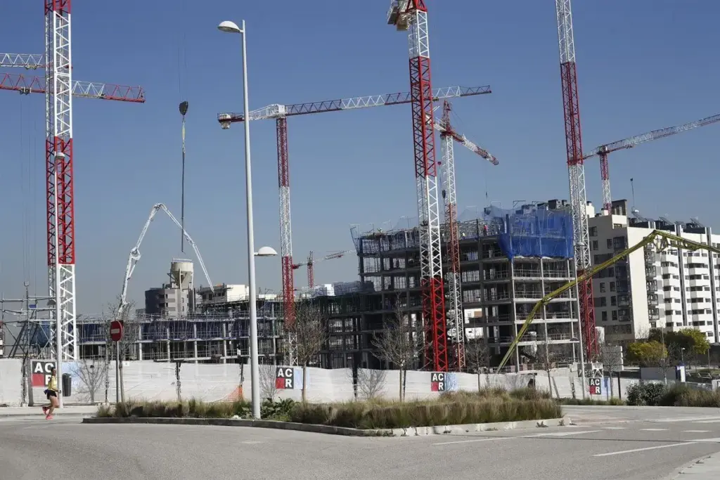 Ni ático de lujo ni estudio en el centro, esta es la vivienda que todos buscan ahora en España 3 La mayoría compra para vivir, no para invertir