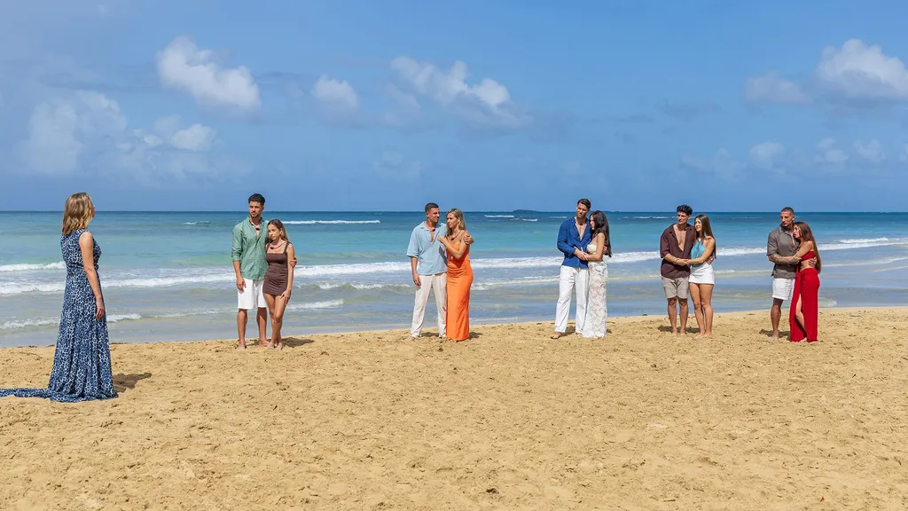 La presentadora estalla ante una pareja fuera de control