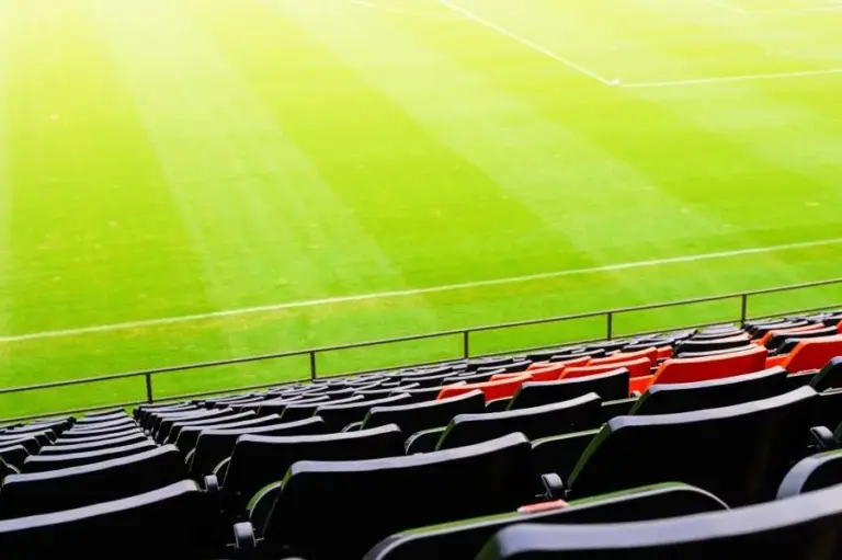 Los clubes de LaLiga Hypermotion impulsan una revolución en infraestructuras que va más allá del deporte