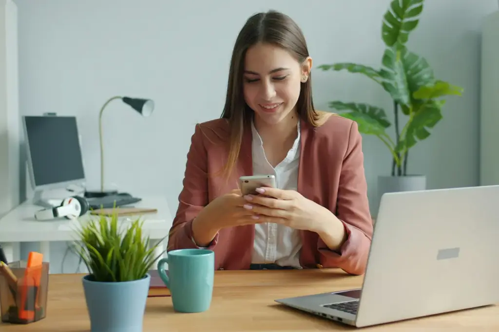 NotebookLM: los mejores trucos para exprimir la inteligencia artificial más avanzada de Google 16 Los mejores trucos para NotebookLM ayudan a estudiar, investigar y organizar documentos con mucha más eficacia