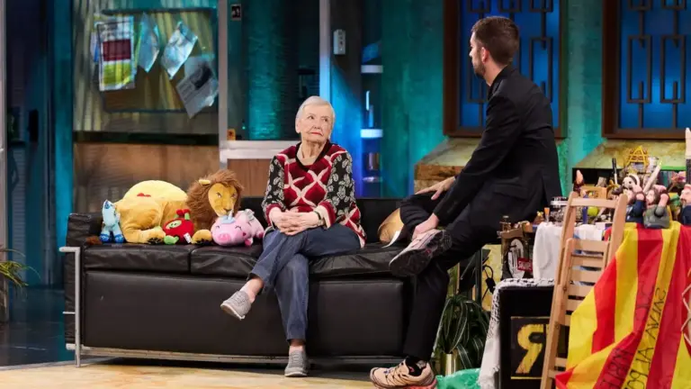 María Galiana le suelta un zasca a Broncano en La Revuelta
