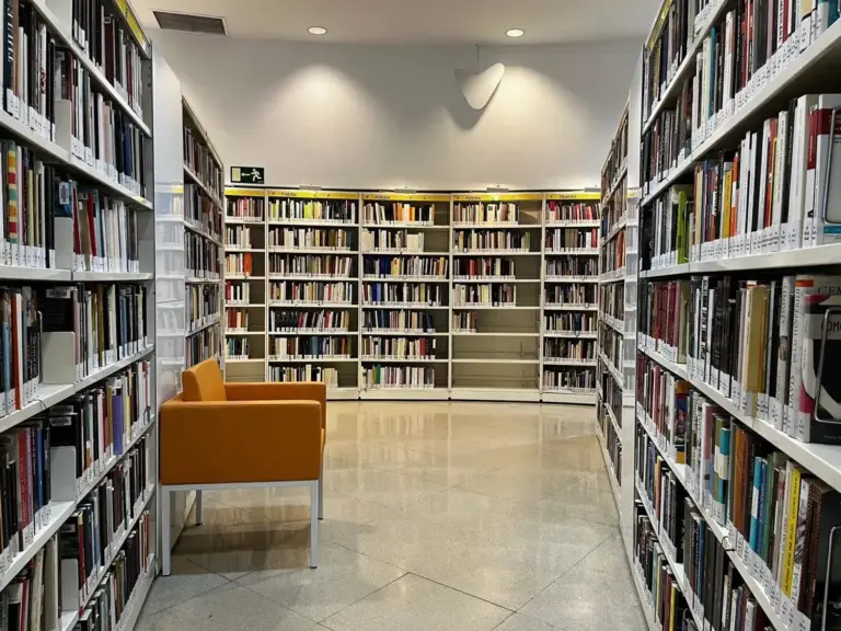 Tusquets recupera los libros perversos de Fleur Jaeggy, la escritora suiza de culto