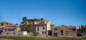 El arco romano de tres vanos único en el mundo: por qué Medinaceli es el refugio de los que buscan ruido cero