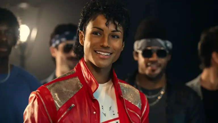 El biopic de Michael Jackson 'Michael' supera los 1.000 millones y se corona como el más taquillero de la historia