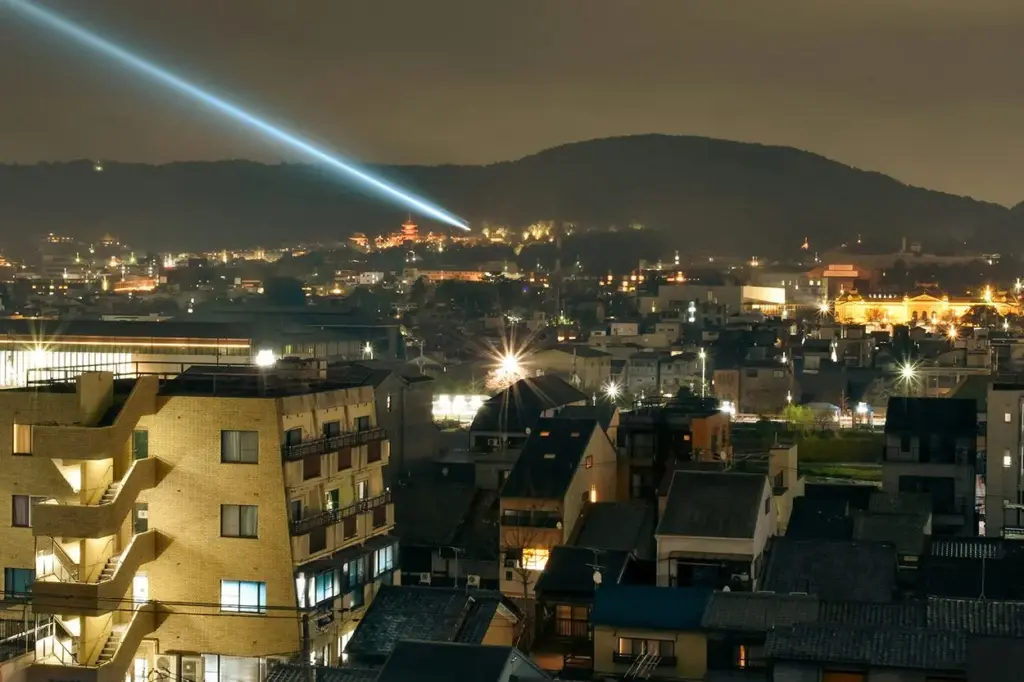 Nuevo sistema chino usa láseres para derribar drones instantáneamente y moderniza la defensa antiaérea