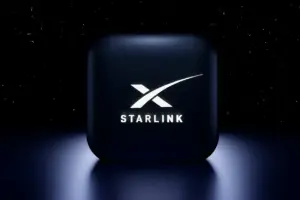 SpaceX investiga por qué uno de sus satélites se desintegra en órbita sin señales de un impacto externo