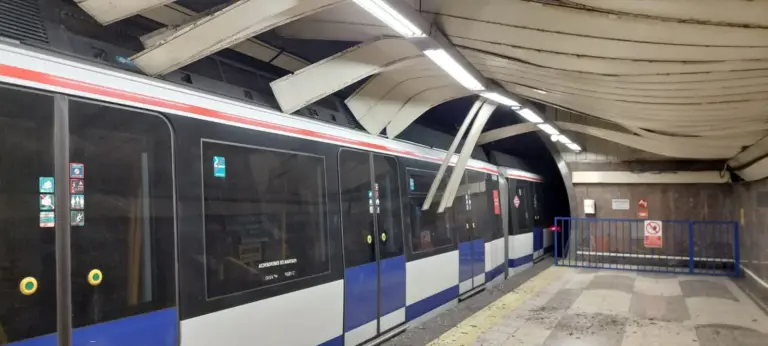 Metro de Madrid: pago con tarjeta o móvil en los tornos desde junio