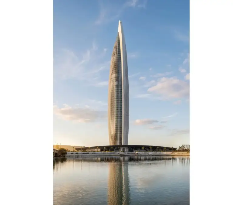 La Torre Mohammed VI se incorpora al ‘skyline’ de Rabat como icono de la modernidad marroquí