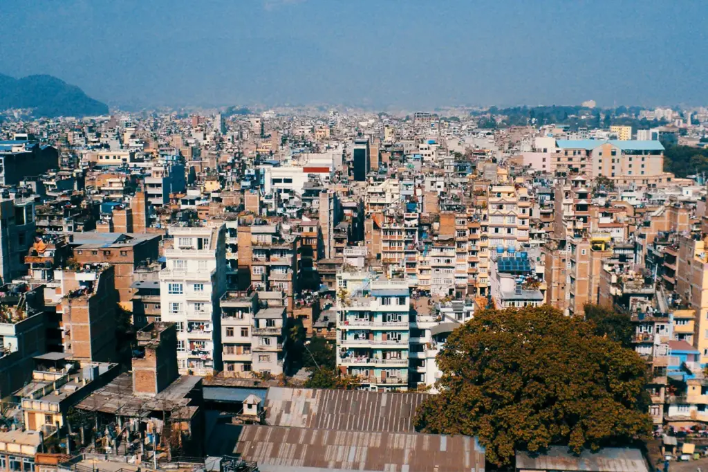 Un nuevo dispositivo usa un cilindro con bolas de acero para disipar parte de la energía de los terremotos