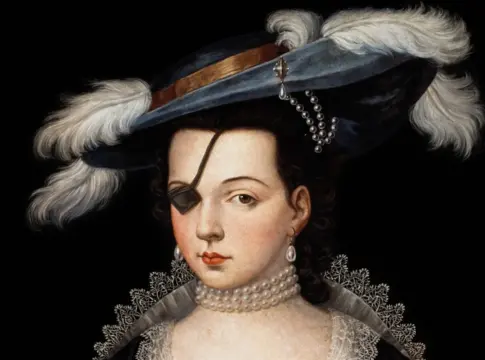 Un parche, mil secretos y una celda de cristal: la mujer que desafió al rey más poderoso del mundo Un parche, mil secretos y una celda de cristal: la mujer que desafió al rey más poderoso del mundo