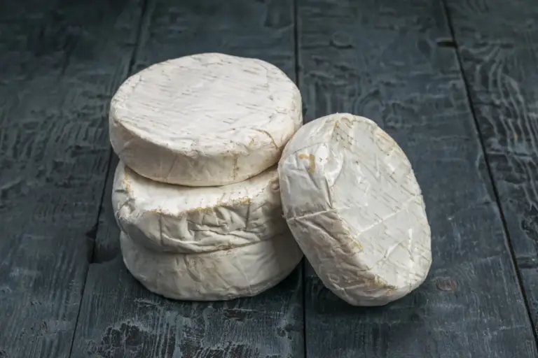 La Fiesta del Queso de Valencia celebra su tercera edición: 200 variedades, degustaciones y música en directo