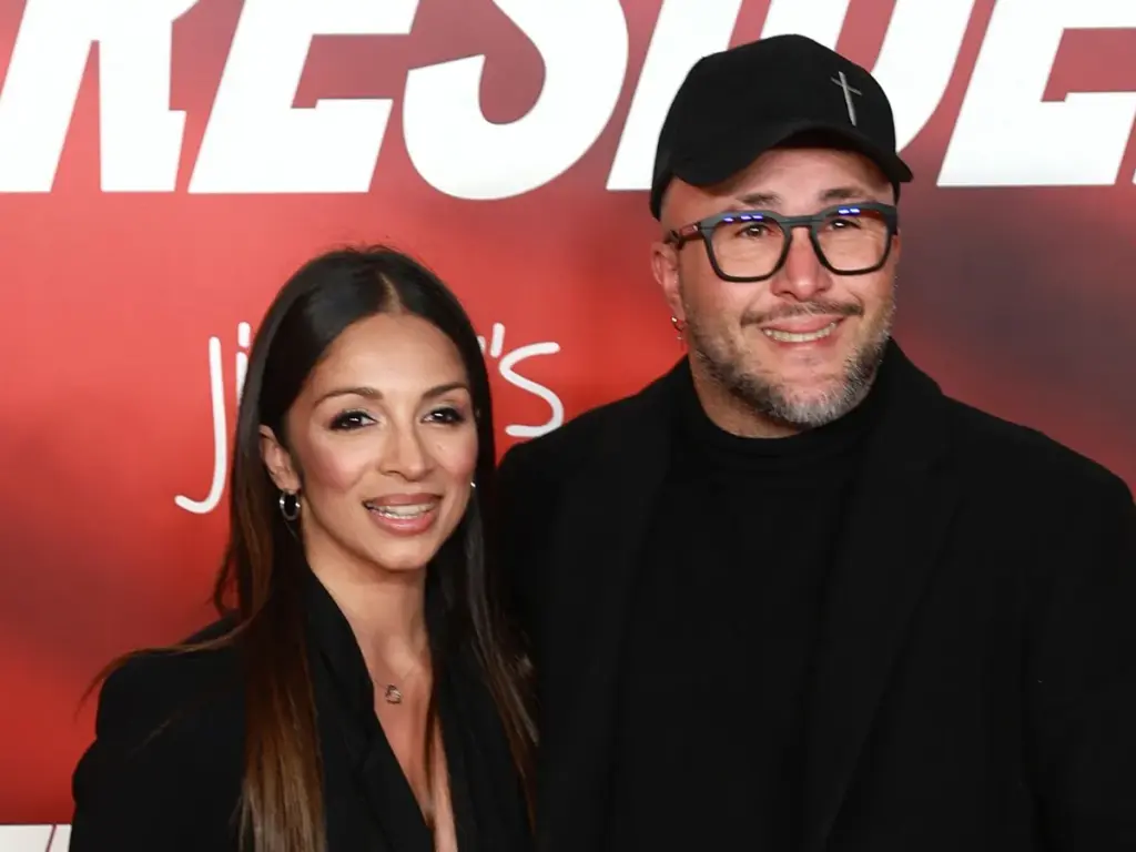 “Está pletórico”: El gran sacrificio de Kiko Rivera que lo acerca a Isabel Pantoja 2 "Se ponen agresivos conmigo": Revelan los detalles del asalto que Kiko Rivera y su novia llevaron a cabo en Cantora