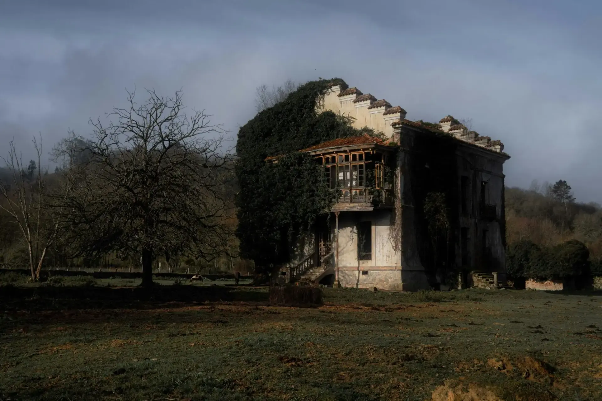 24-lugares-abandonados-espana-misterio-portada 24 lugares abandonados de España llenos de misterio: Rincones condenados al olvido