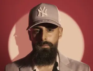 Josué Rarujo presenta su nuevo single, “Ya no somos niños”