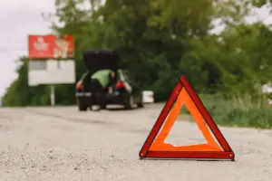 ¿Qué hacer si tienes una avería en la carretera?