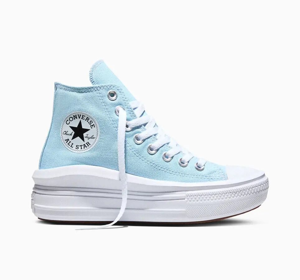 Las nuevas Converse 'blue sea' con cuña que desbancan a las Samba: cómodas e hiperveraniegas 1 Converse blue sea