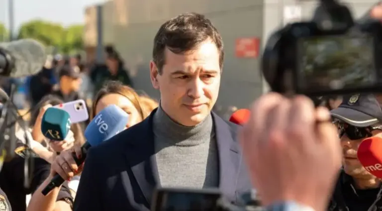 El abogado de David Sánchez incendia Telecinco: 