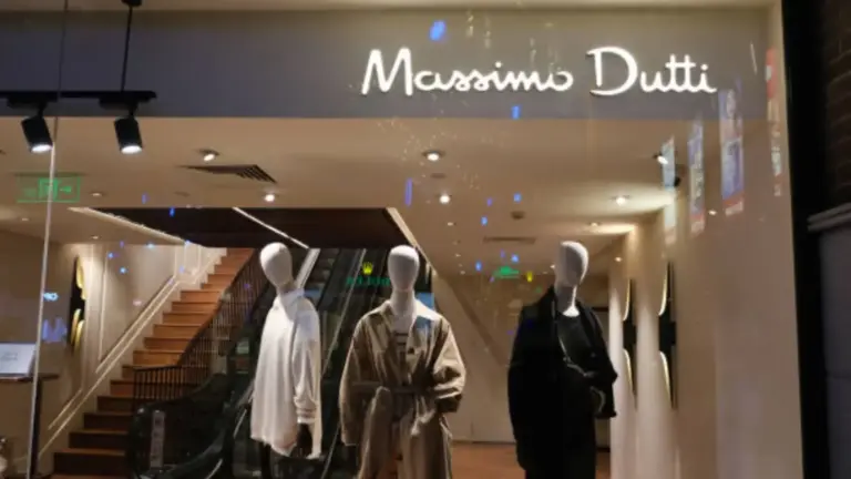 Los pantalones de lino de Massimo Dutti que triunfan entre las +60: frescos, elegantes y desde 59,95 €