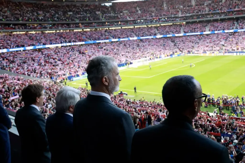 Pasión futbolera de Felipe VI en el estadio Metropolitano
