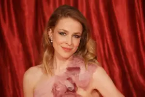 De icono juvenil en 'Pepa y Pepe' a dar una lección de vida: el milagro de Silvia Abascal tras el día que lo cambió todo